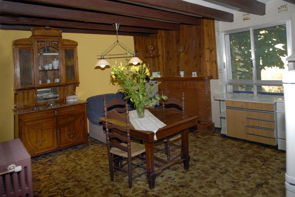 Villa Ca La Paula à Pla del Panadés Extérieur photo